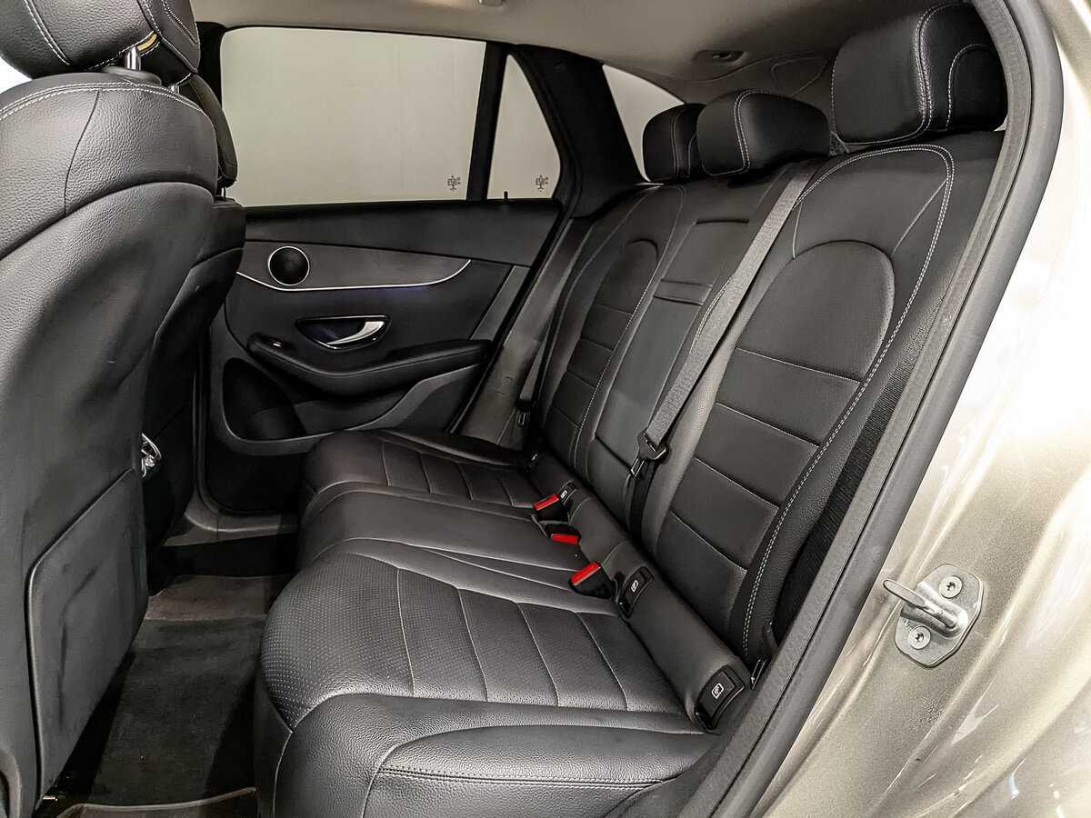 Mercedes-Benz GLC с пробегом — 2020 год. Фото: #17