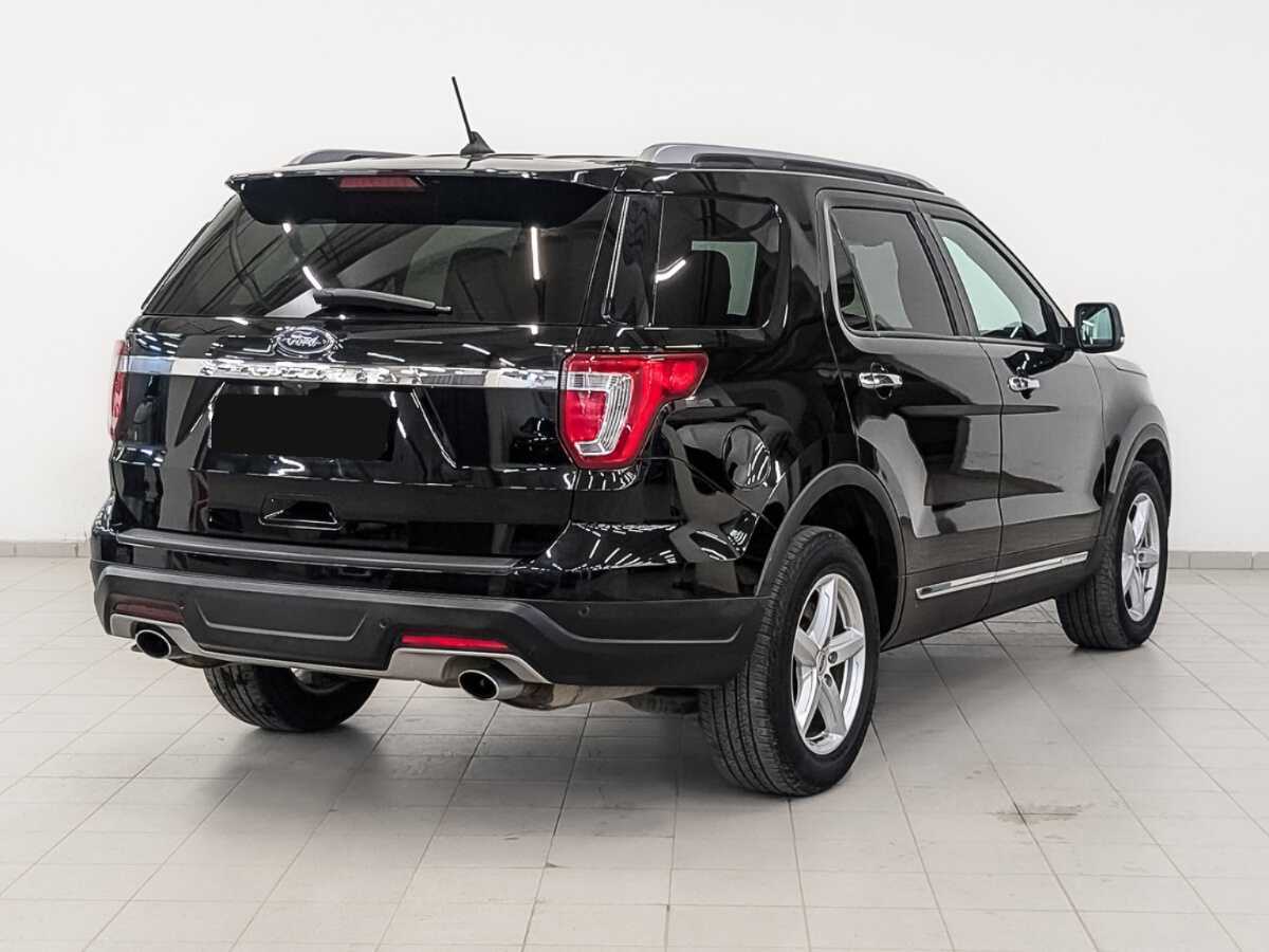 Ford Explorer с пробегом — 2019 год. Фото: #4