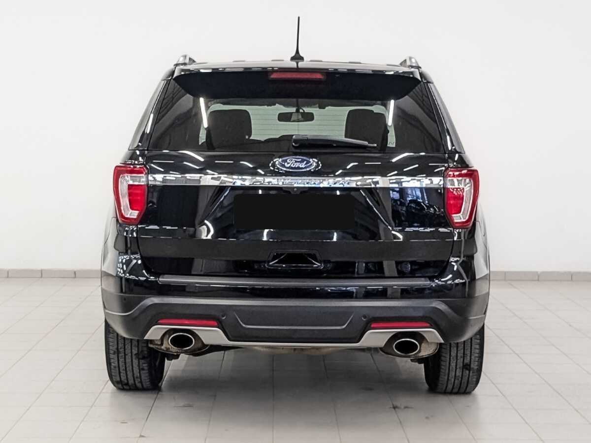 Ford Explorer с пробегом — 2019 год. Фото: #5
