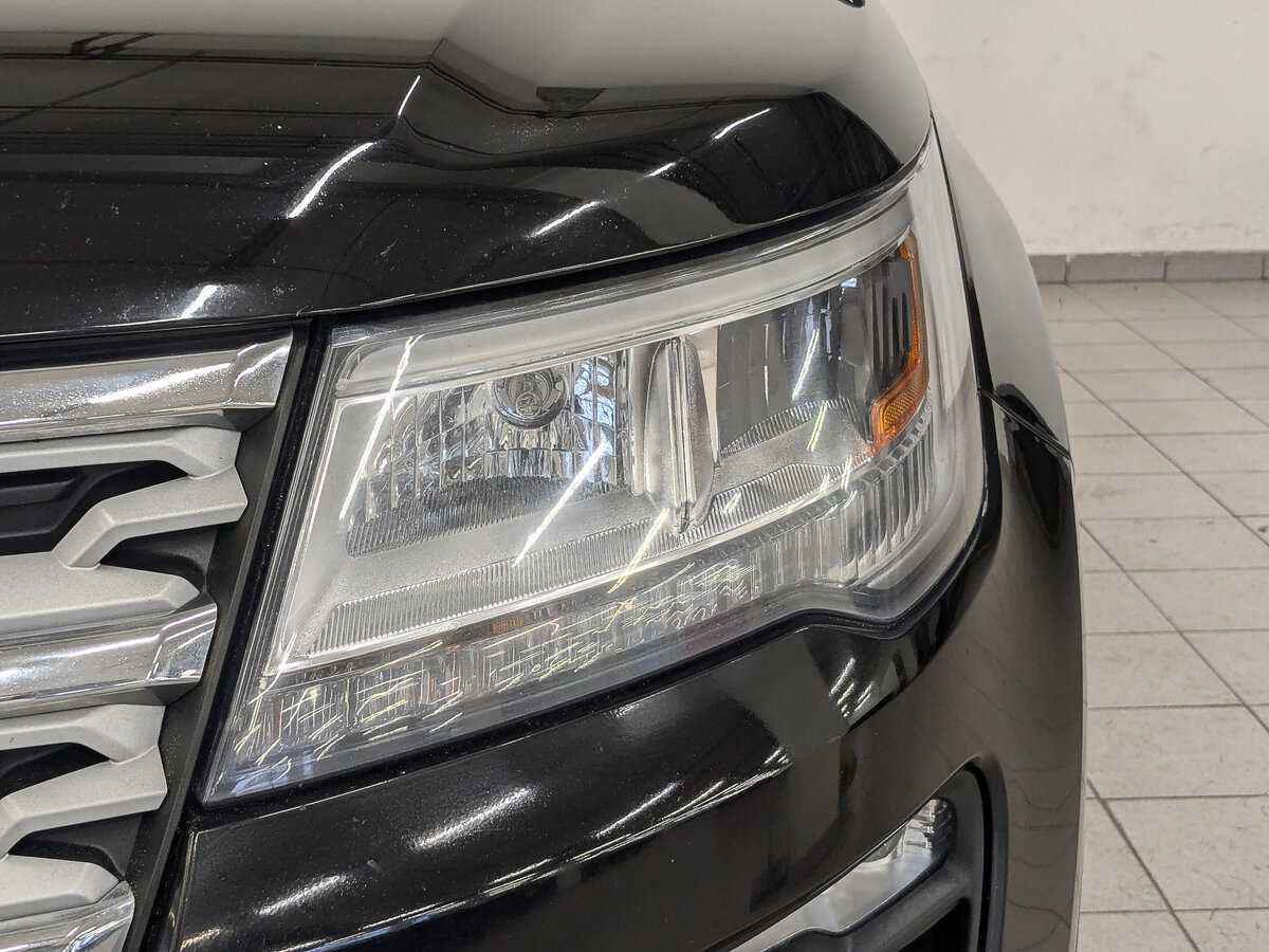 Ford Explorer с пробегом — 2019 год. Фото: #10