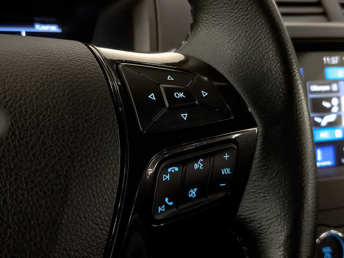 Ford Explorer с пробегом — 2019 год. Фото: #28