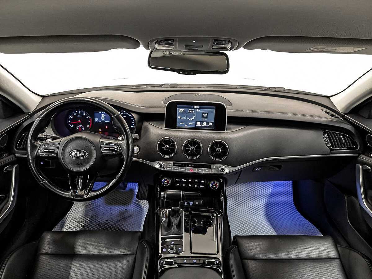 Kia Stinger с пробегом — 2019 год. Фото: #11