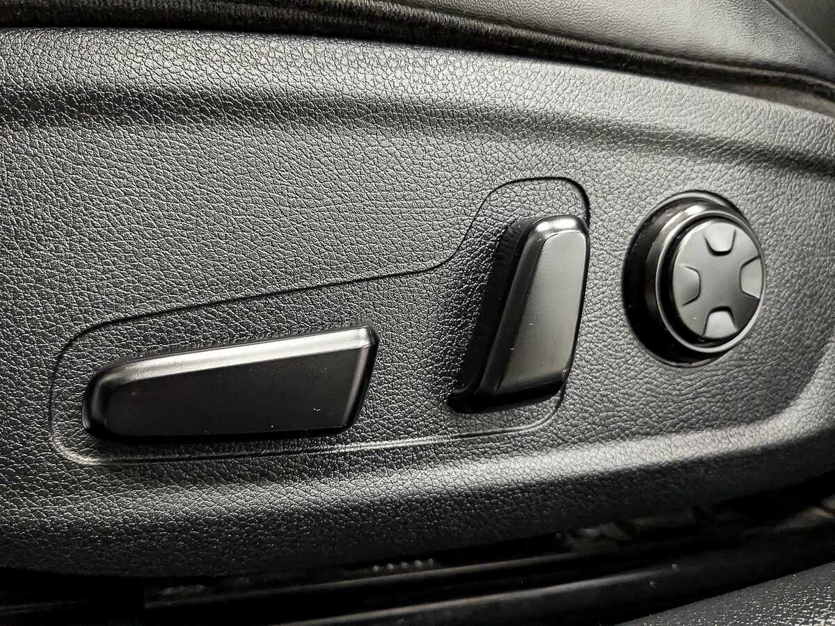 Kia Stinger с пробегом — 2019 год. Фото: #23