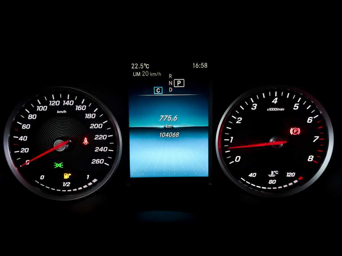 Mercedes-Benz GLC с пробегом — 2019 год. Фото: #12