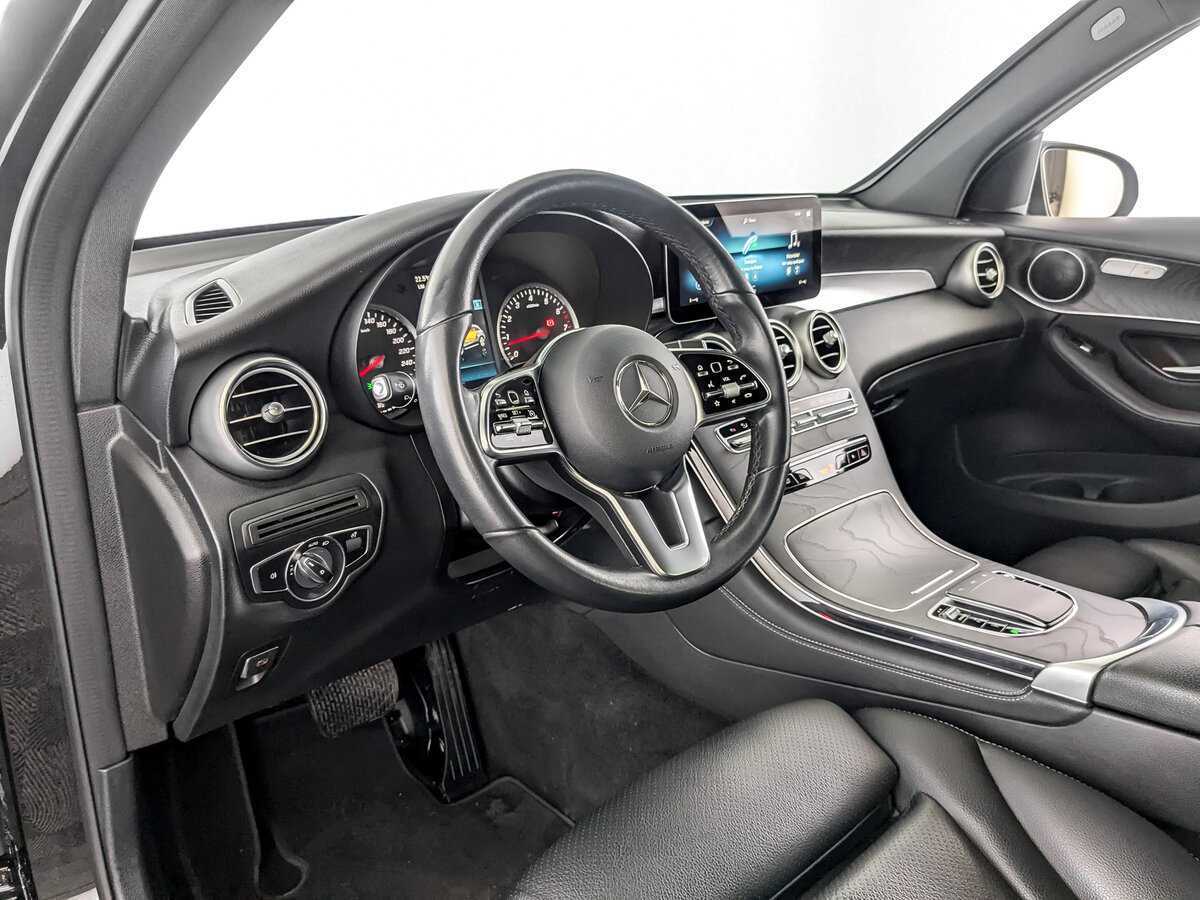 Mercedes-Benz GLC с пробегом — 2019 год. Фото: #15