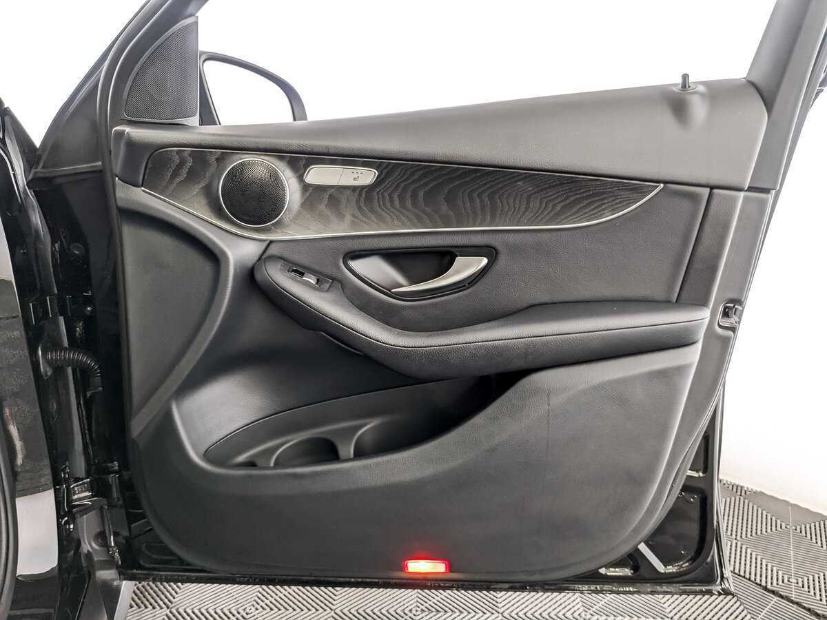 Mercedes-Benz GLC с пробегом — 2019 год. Фото: #24