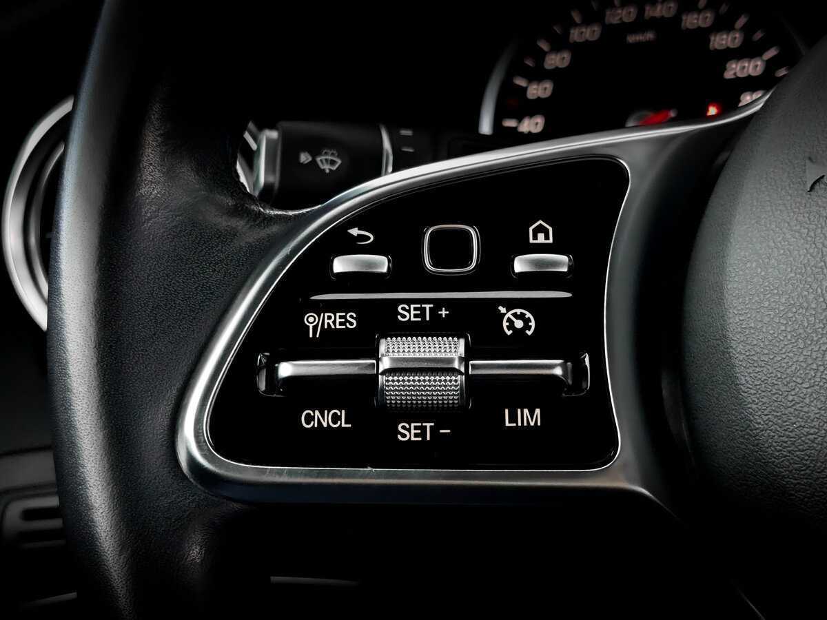 Mercedes-Benz GLC с пробегом — 2019 год. Фото: #29