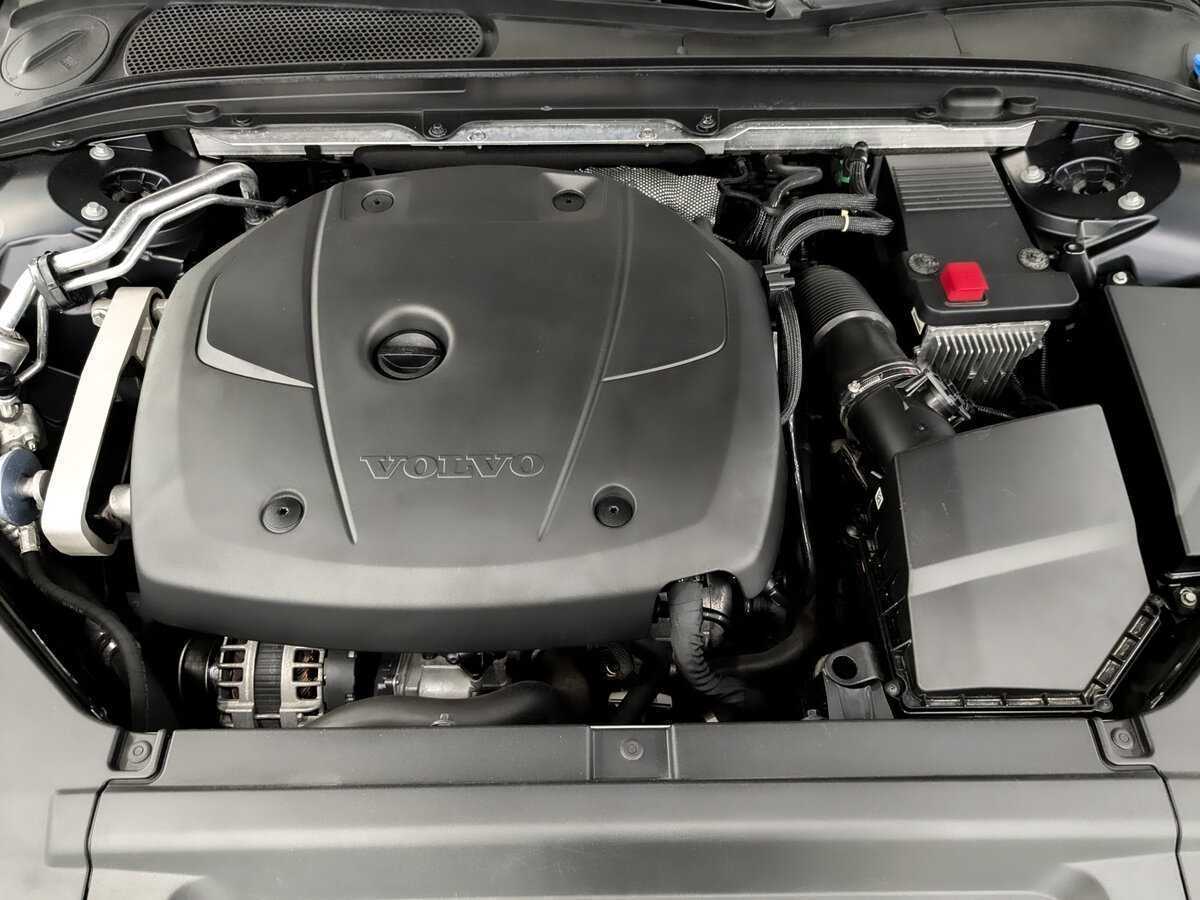 Volvo V90 Cross Country с пробегом — 2017 год. Фото: #8