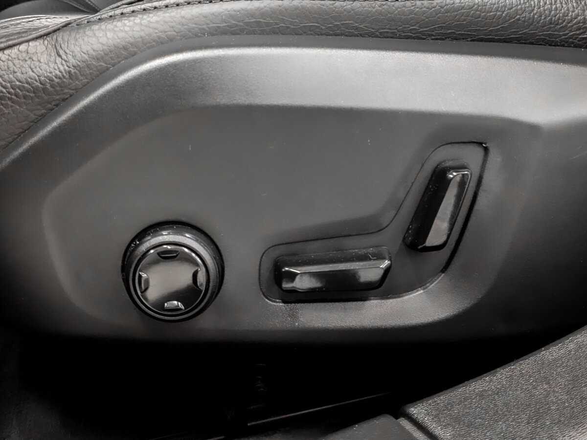 Volvo V90 Cross Country с пробегом — 2017 год. Фото: #20