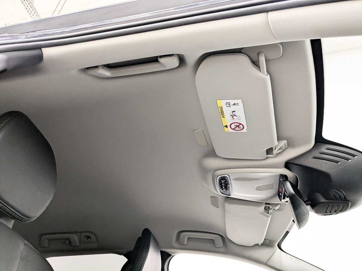 Volvo V90 Cross Country с пробегом — 2017 год. Фото: #22