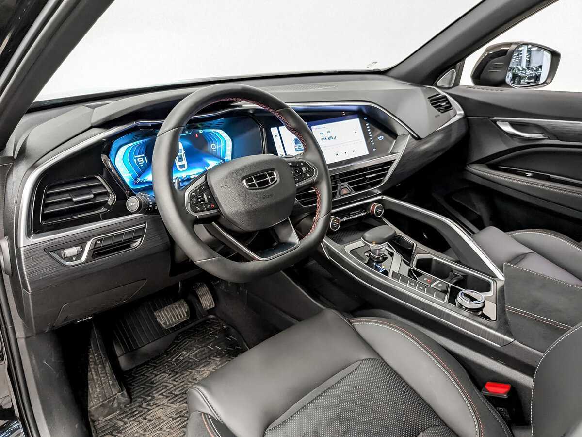 Geely Tugella с пробегом — 2024 год. Фото: #15