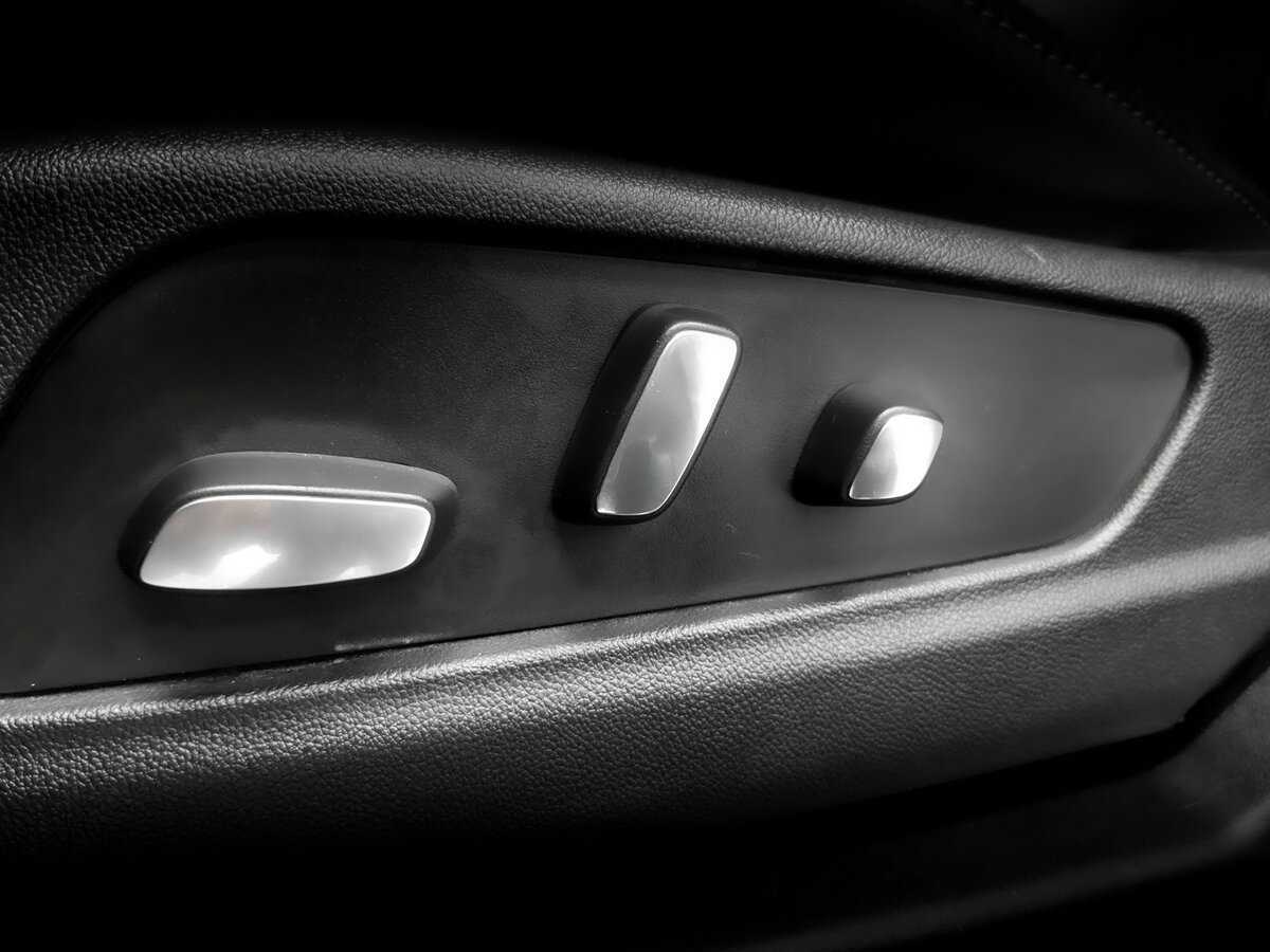 Cadillac XT6 с пробегом — 2023 год. Фото: #20