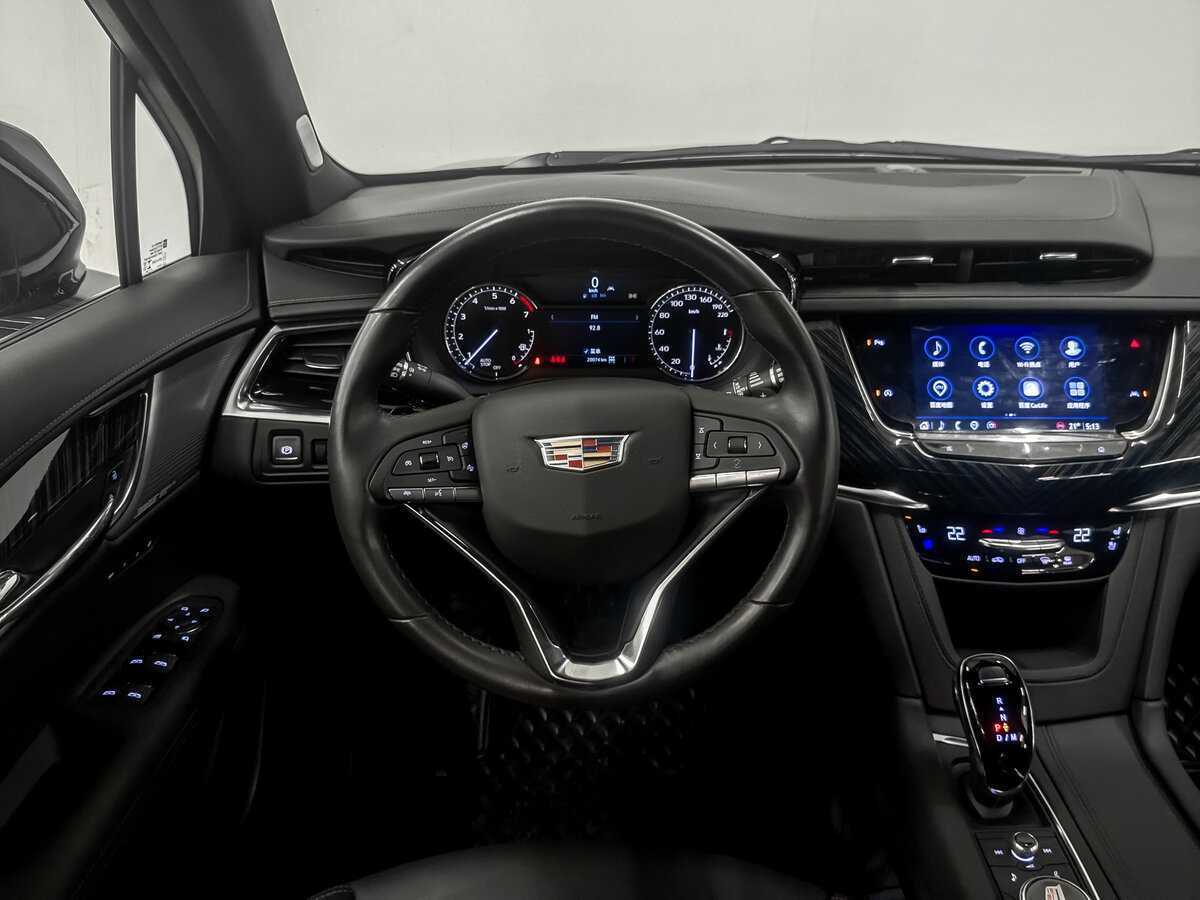 Cadillac XT6 с пробегом — 2023 год. Фото: #21