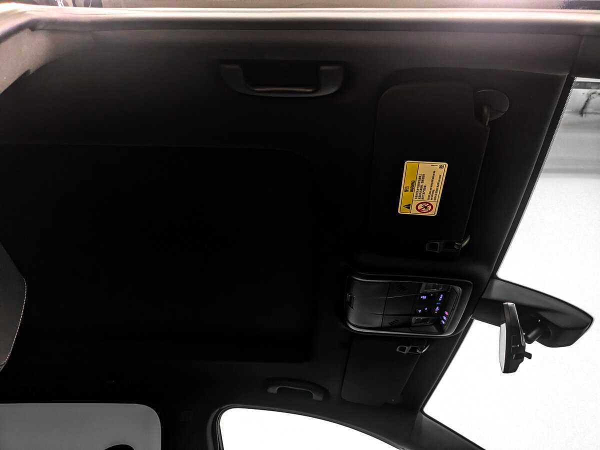 Cadillac XT6 с пробегом — 2023 год. Фото: #22