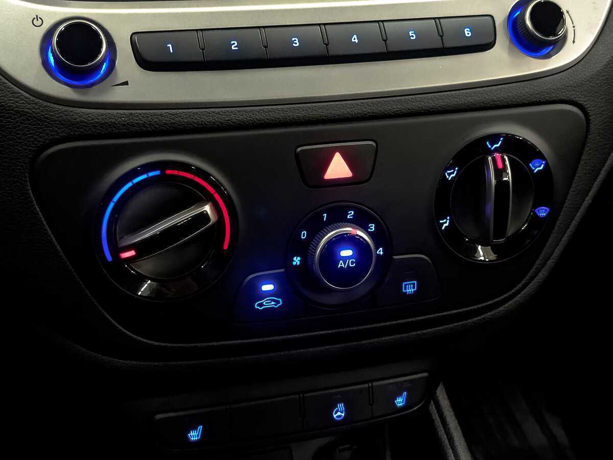 Hyundai Solaris с пробегом — 2017 год. Фото: #20