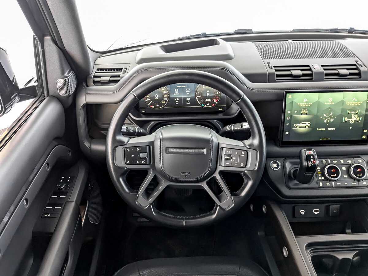 Land Rover Defender с пробегом — 2021 год. Фото: #22