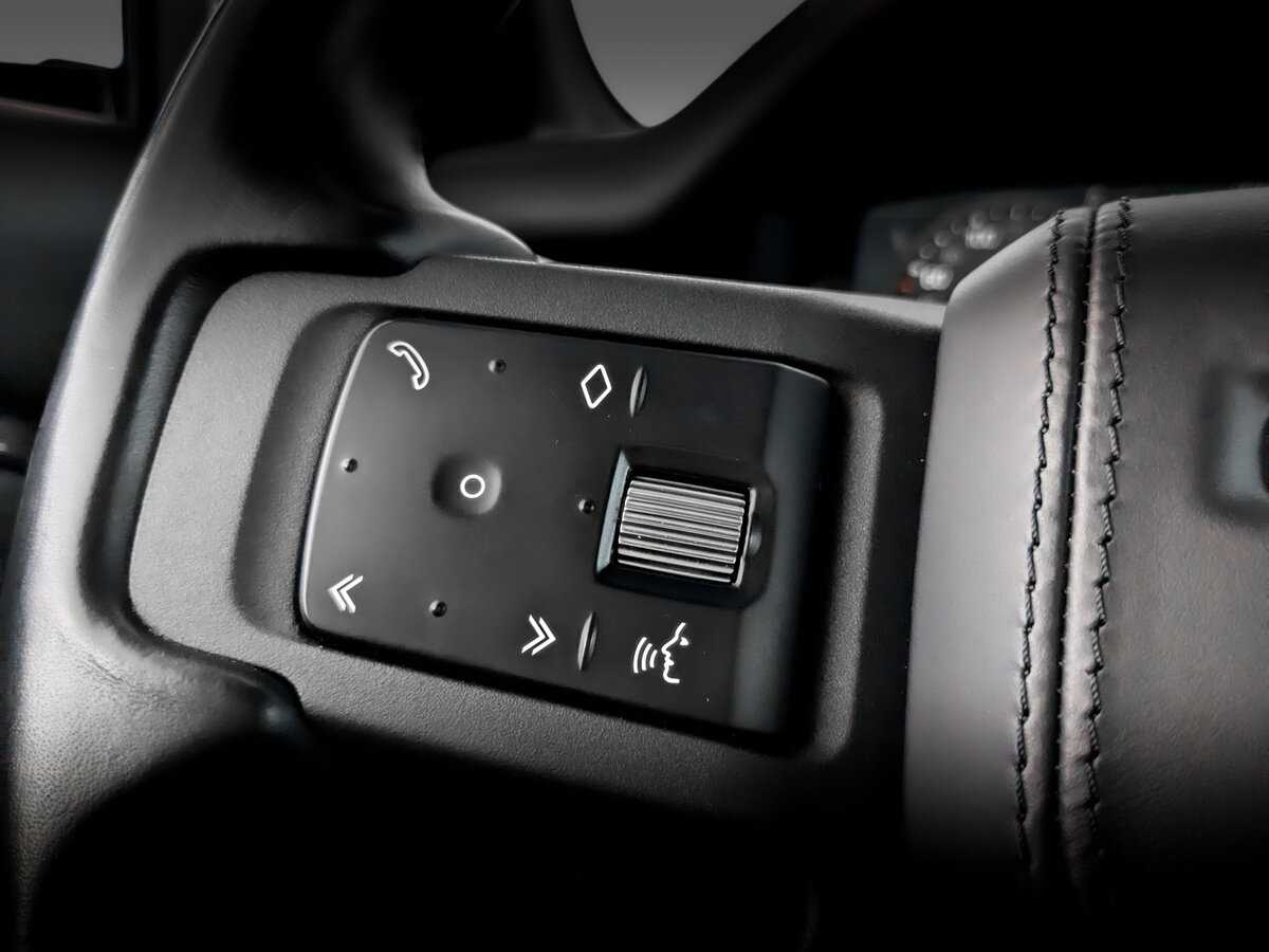 Land Rover Defender с пробегом — 2021 год. Фото: #27