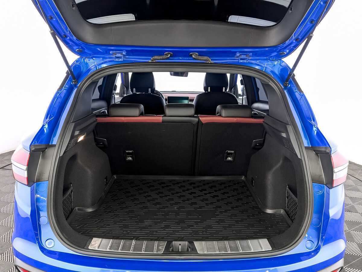 Geely Coolray с пробегом — 2020 год. Фото: #9