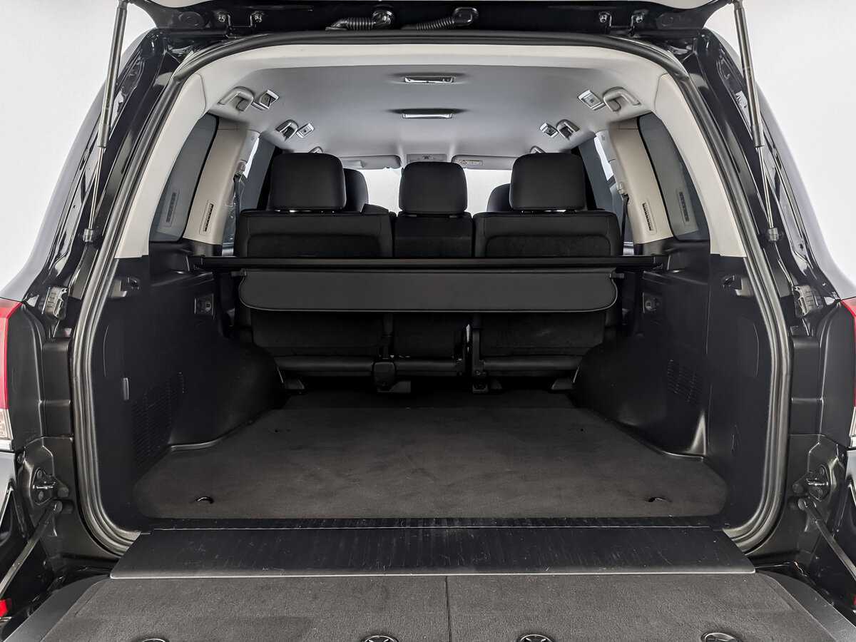 Toyota Land Cruiser с пробегом — 2020 год. Фото: #9