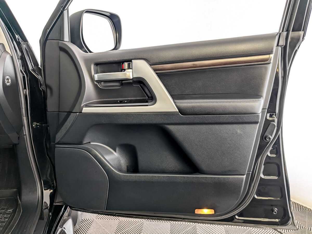 Toyota Land Cruiser с пробегом — 2020 год. Фото: #25