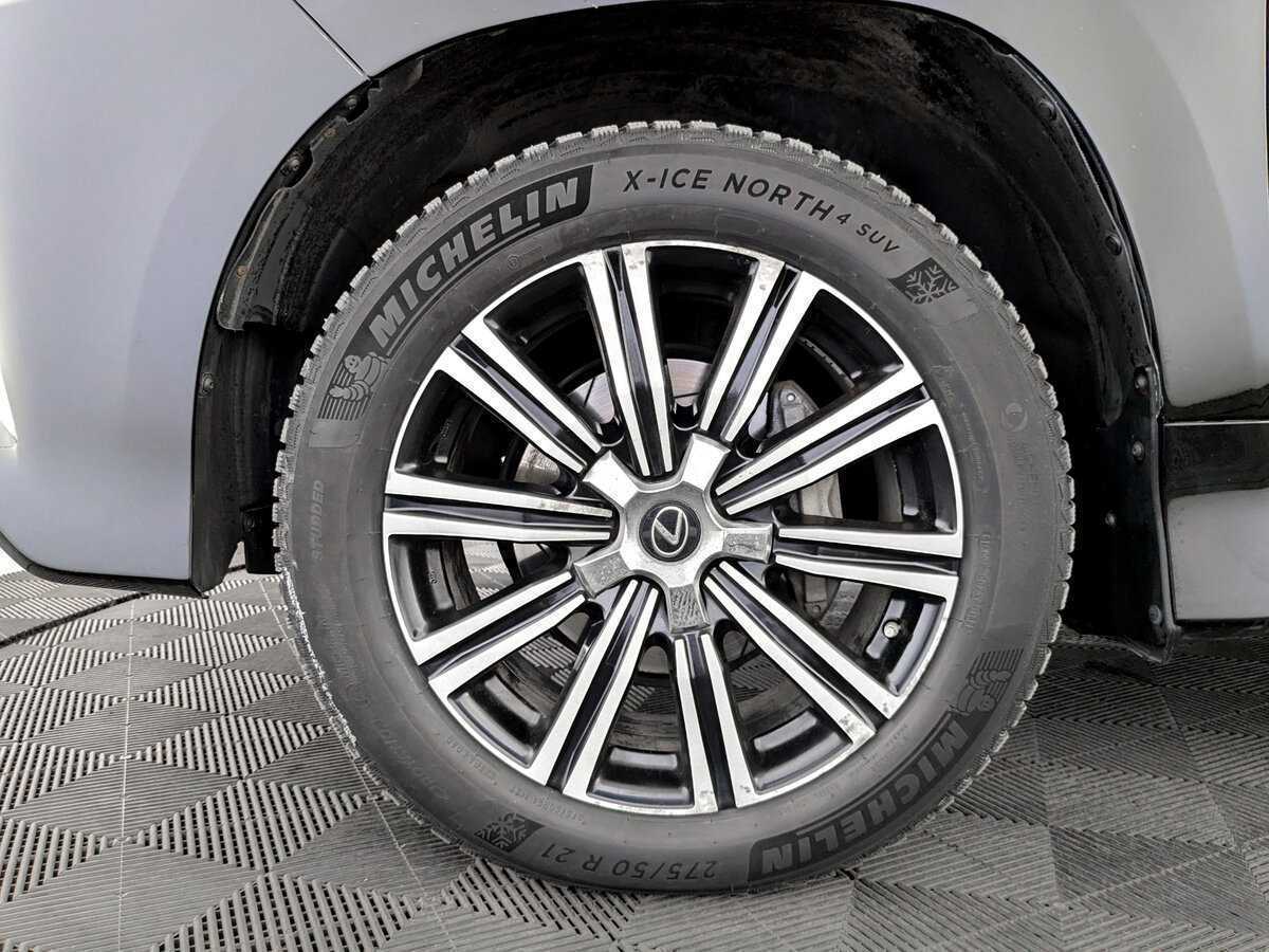 Lexus LX с пробегом — 2020 год. Фото: #17