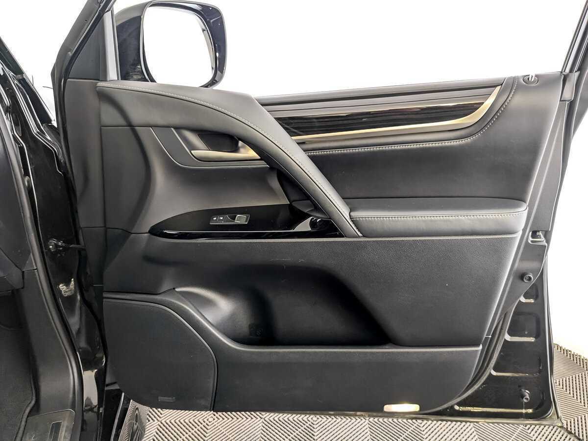 Lexus LX с пробегом — 2020 год. Фото: #24