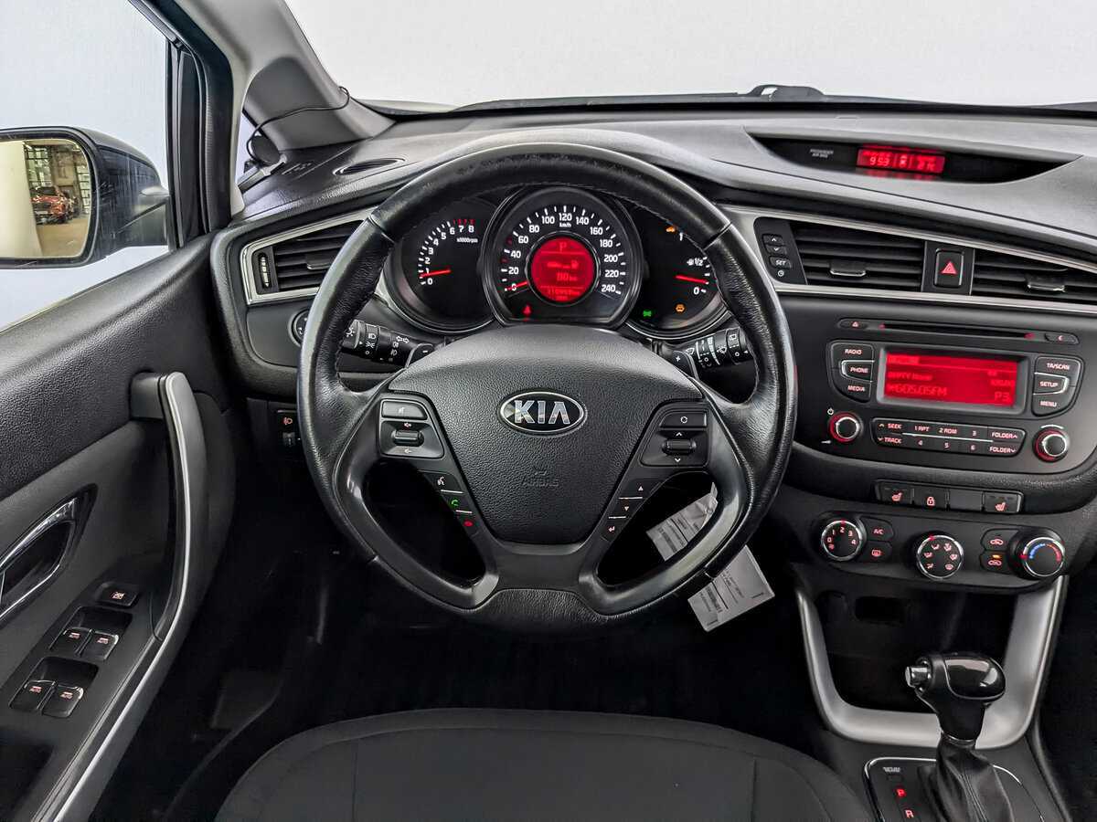 Kia Ceed с пробегом — 2017 год. Фото: #22