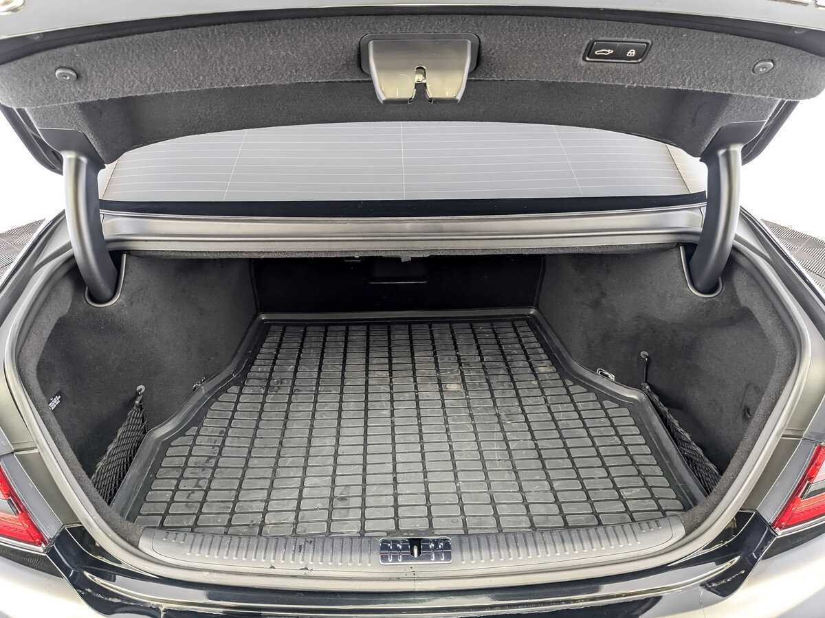 Genesis G90 с пробегом — 2020 год. Фото: #9