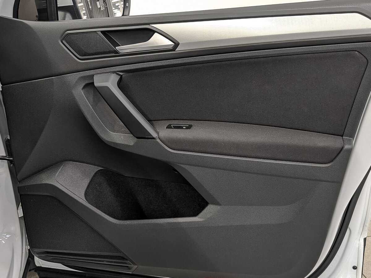 Volkswagen Tiguan с пробегом — 2020 год. Фото: #24