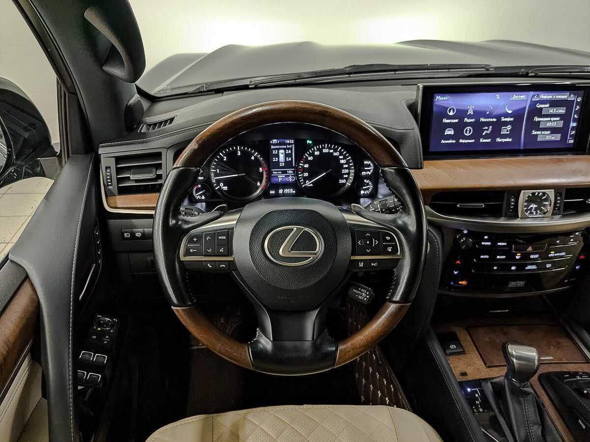 Lexus LX с пробегом — 2018 год. Фото: #21
