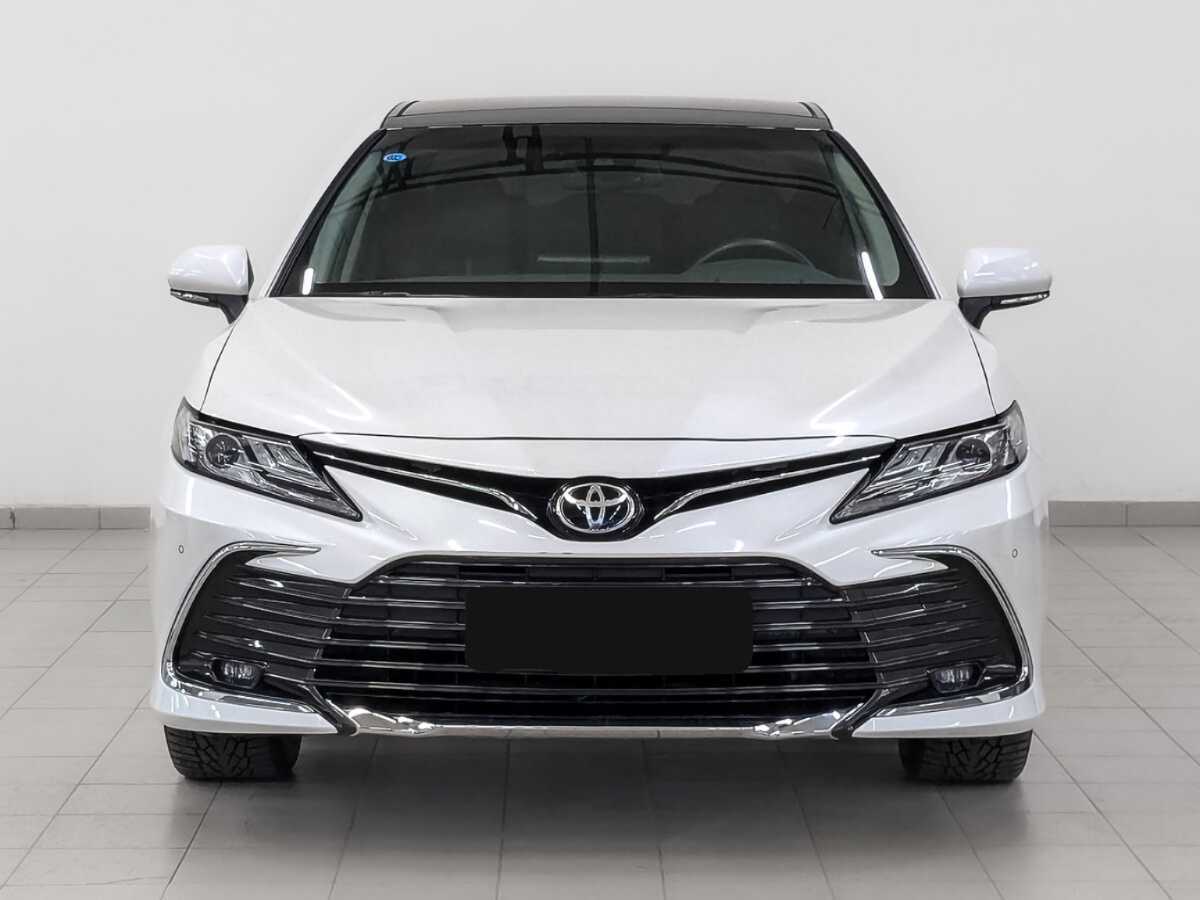 Toyota Camry с пробегом — 2023 год. Фото: #1