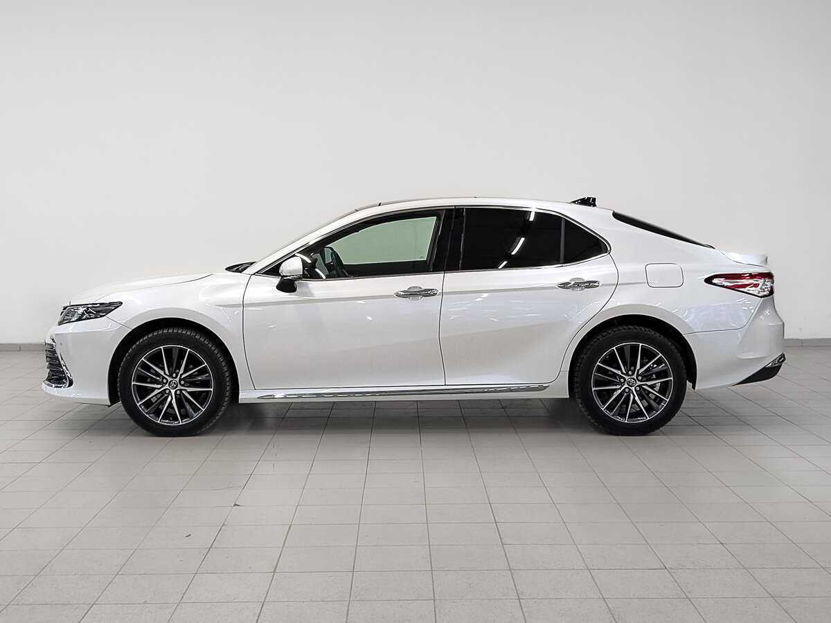 Toyota Camry с пробегом — 2023 год. Фото: #7