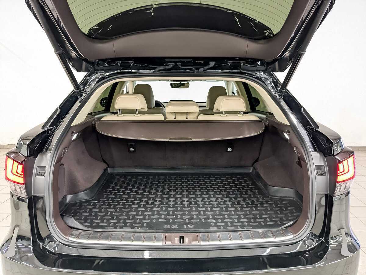 Lexus RX с пробегом — 2019 год. Фото: #9