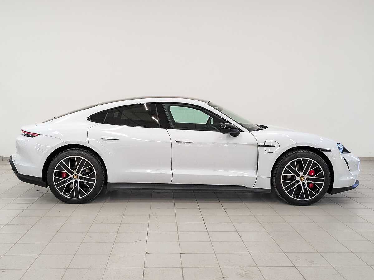 Porsche Taycan с пробегом — 2021 год. Фото: #3
