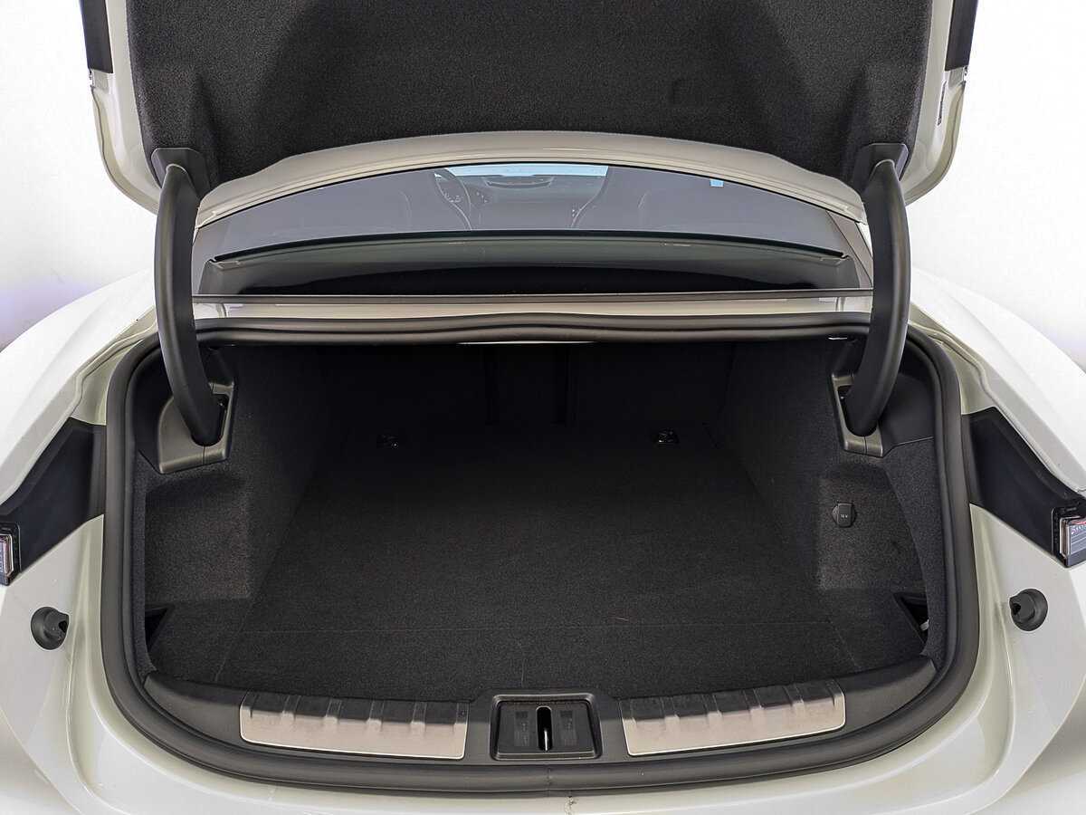 Porsche Taycan с пробегом — 2021 год. Фото: #9