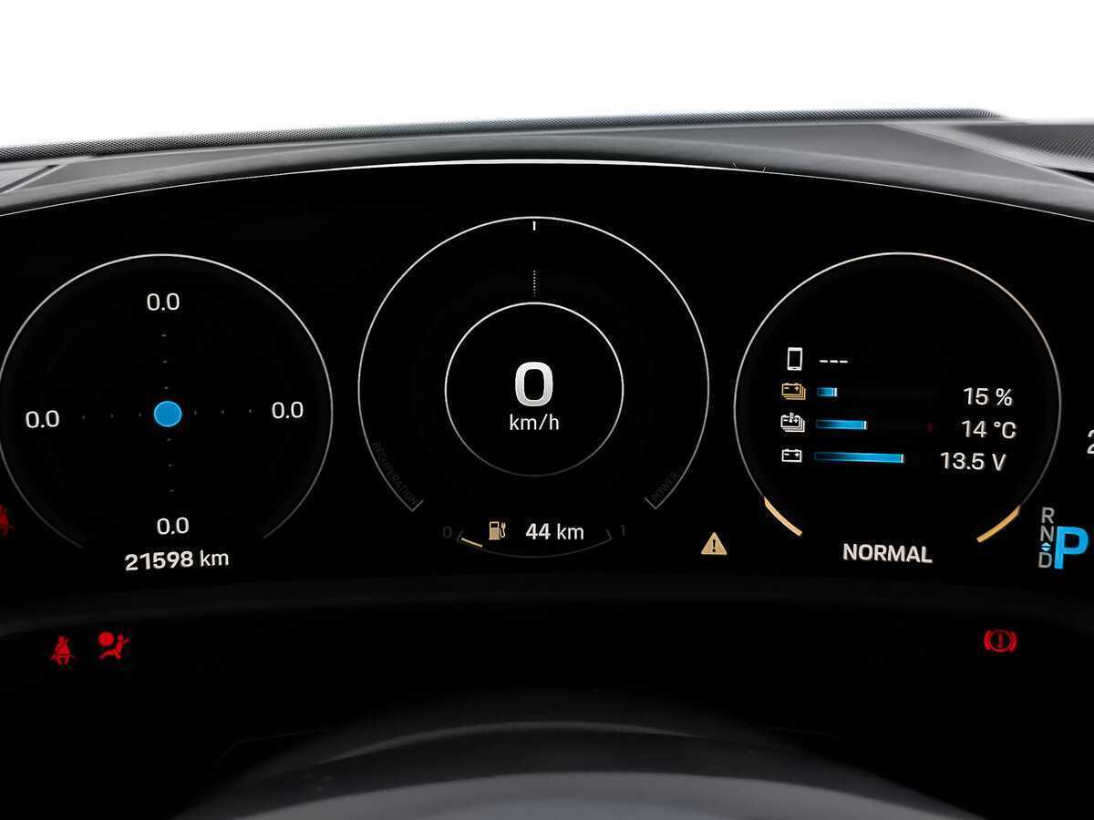 Porsche Taycan с пробегом — 2021 год. Фото: #15