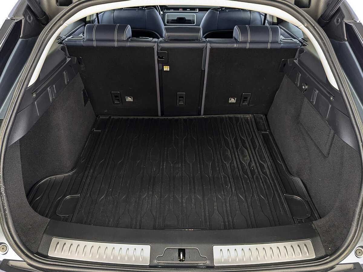 Land Rover Range Rover Velar с пробегом — 2020 год. Фото: #9