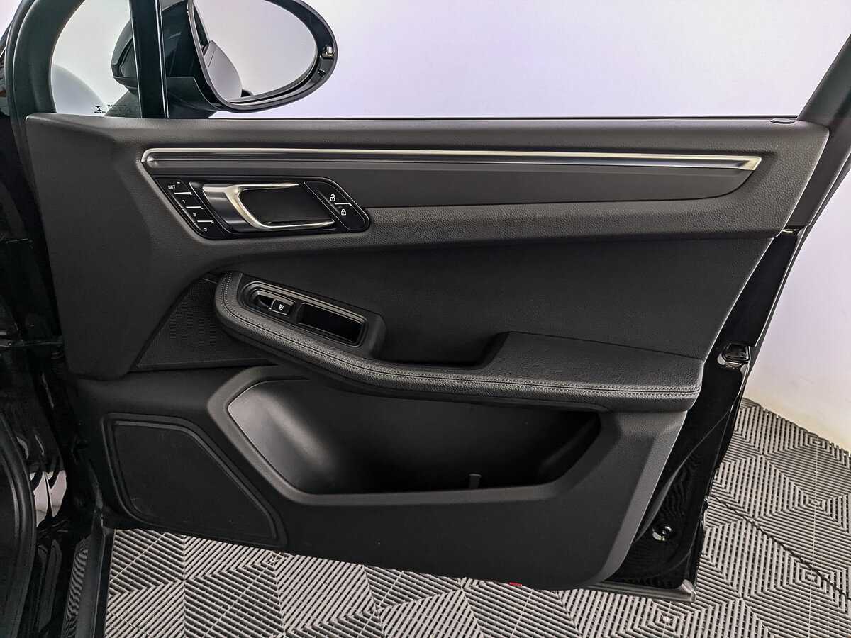 Porsche Macan с пробегом — 2019 год. Фото: #24