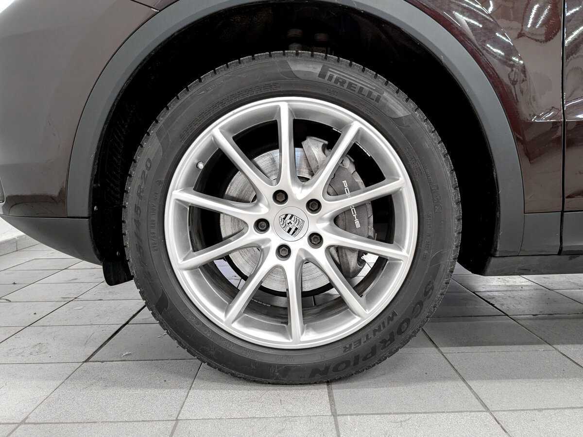 Porsche Cayenne с пробегом — 2018 год. Фото: #17