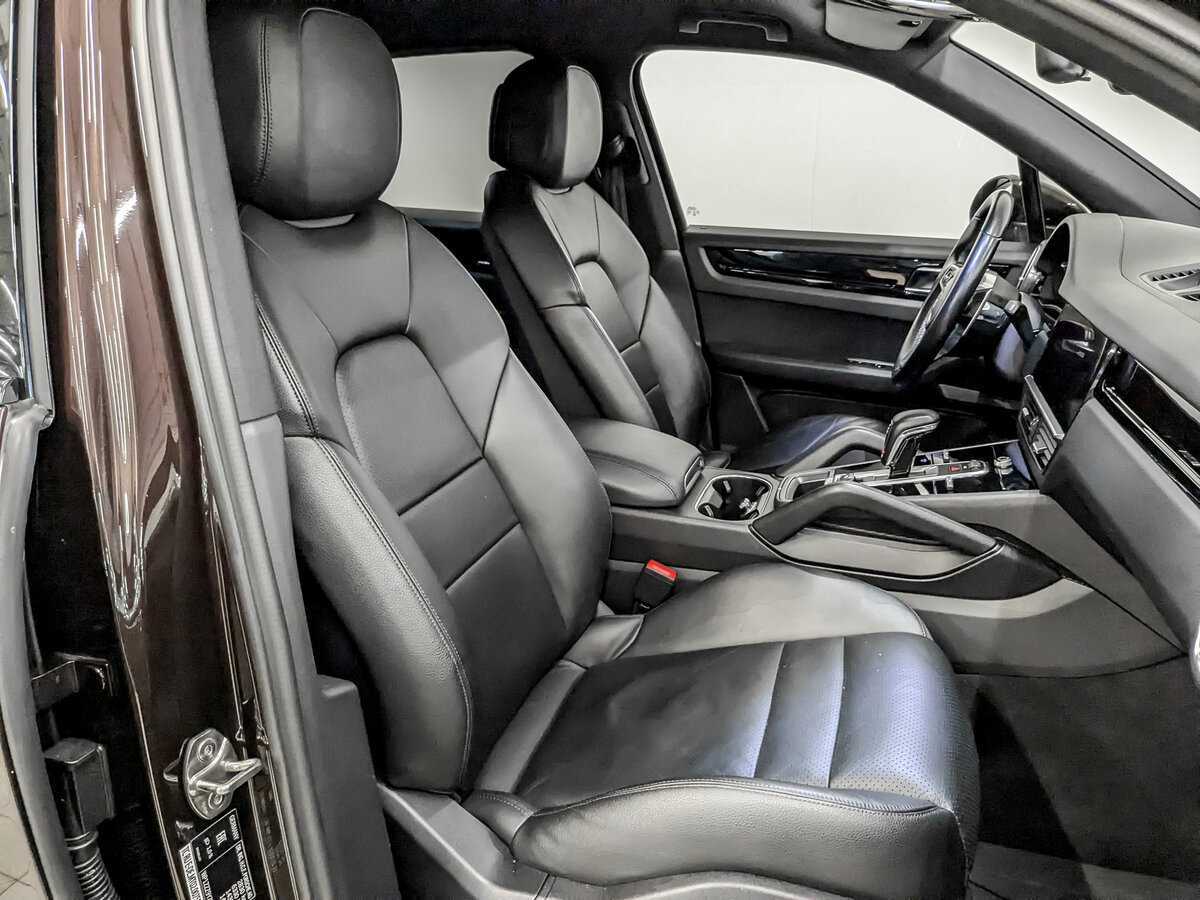 Porsche Cayenne с пробегом — 2018 год. Фото: #23