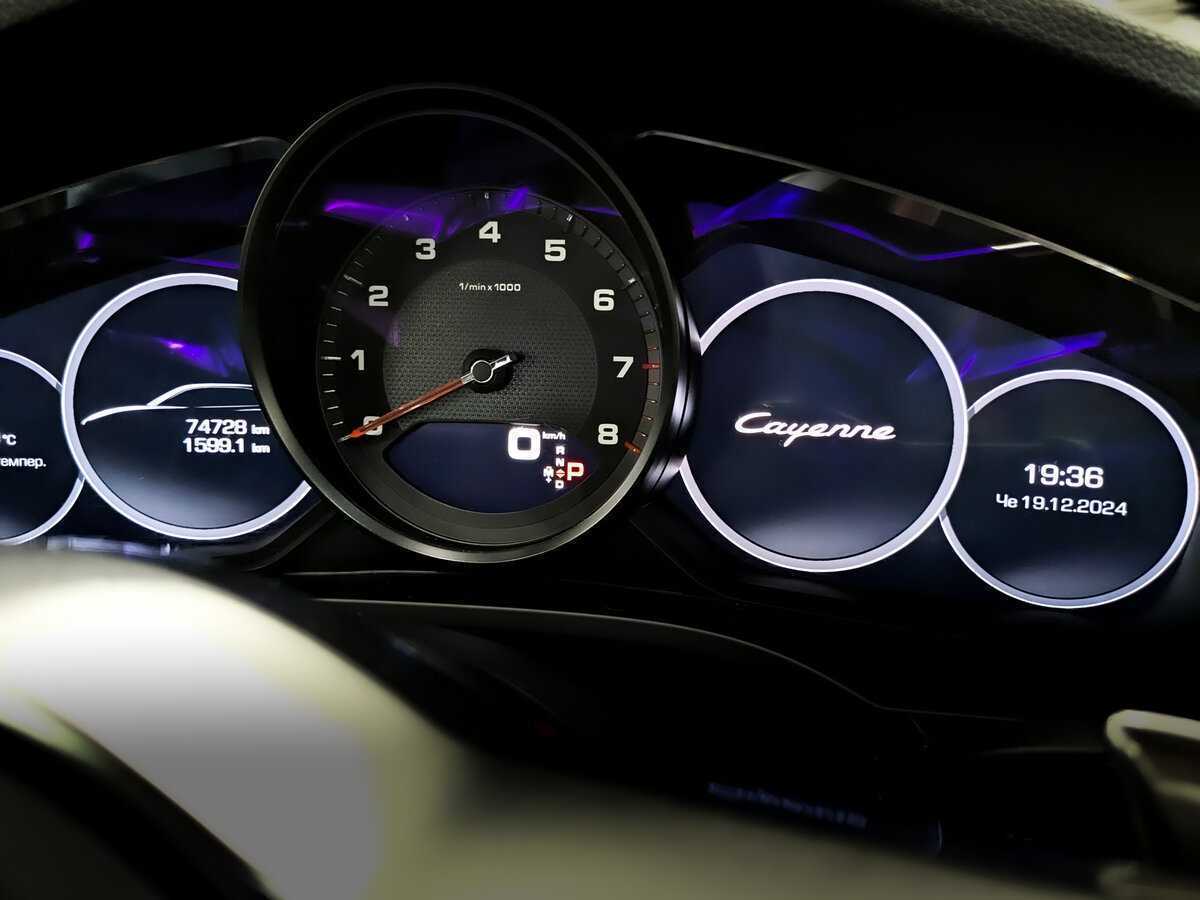 Porsche Cayenne с пробегом — 2018 год. Фото: #29