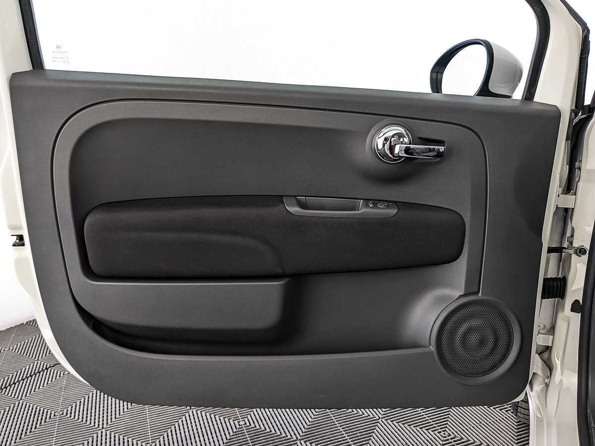 Fiat 500 с пробегом — 2015 год. Фото: #18