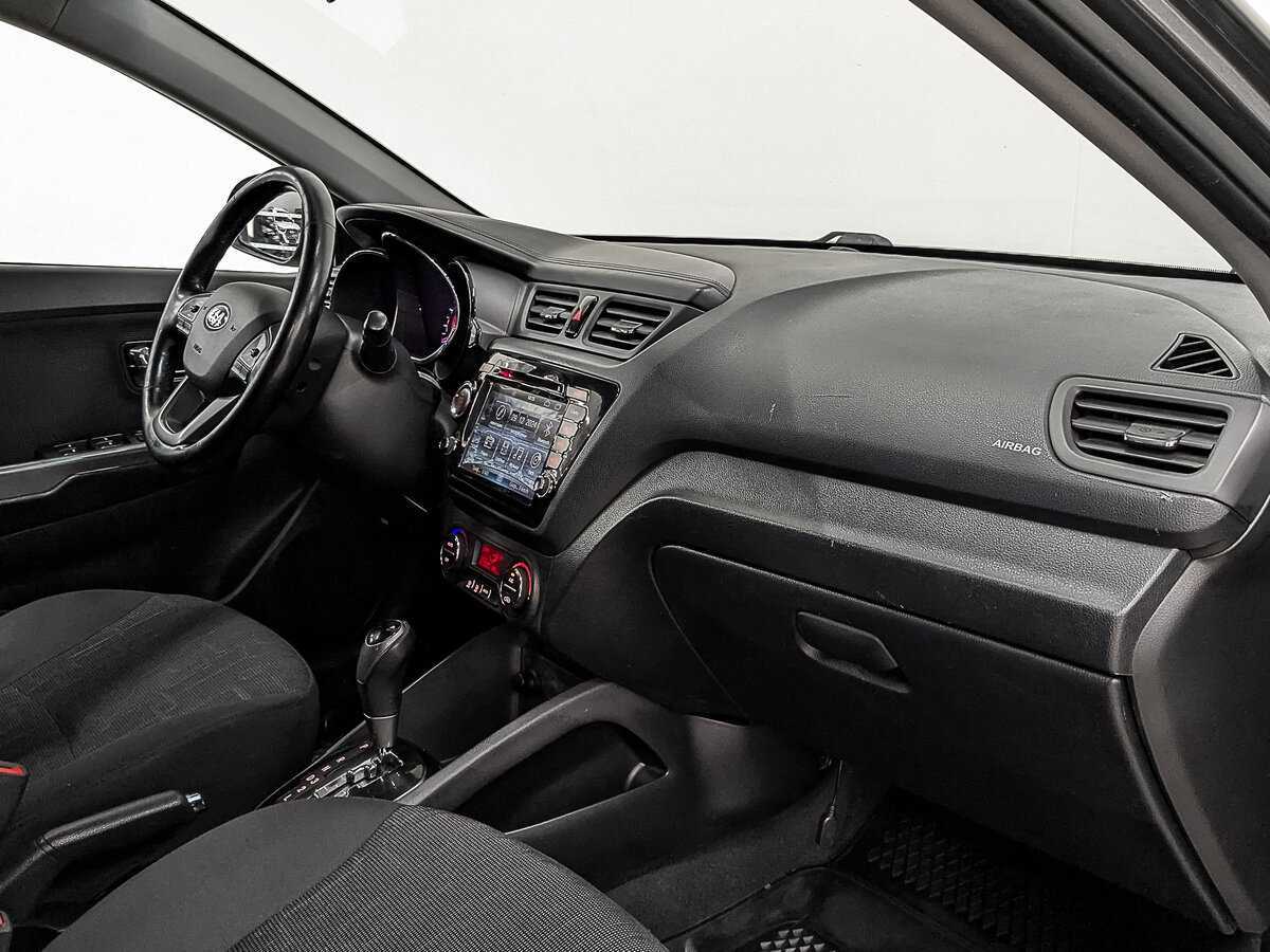 Kia Rio с пробегом — 2014 год. Фото: #12