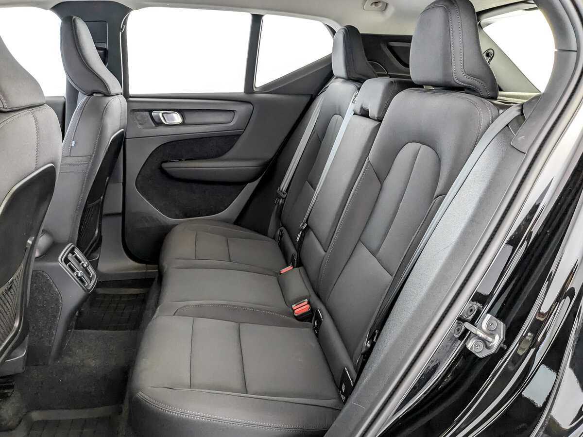 Volvo XC40 с пробегом — 2021 год. Фото: #11