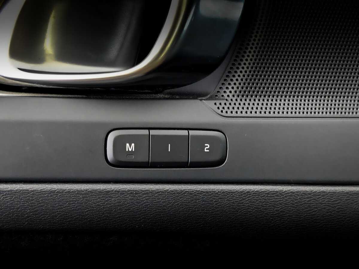 Volvo XC40 с пробегом — 2021 год. Фото: #21