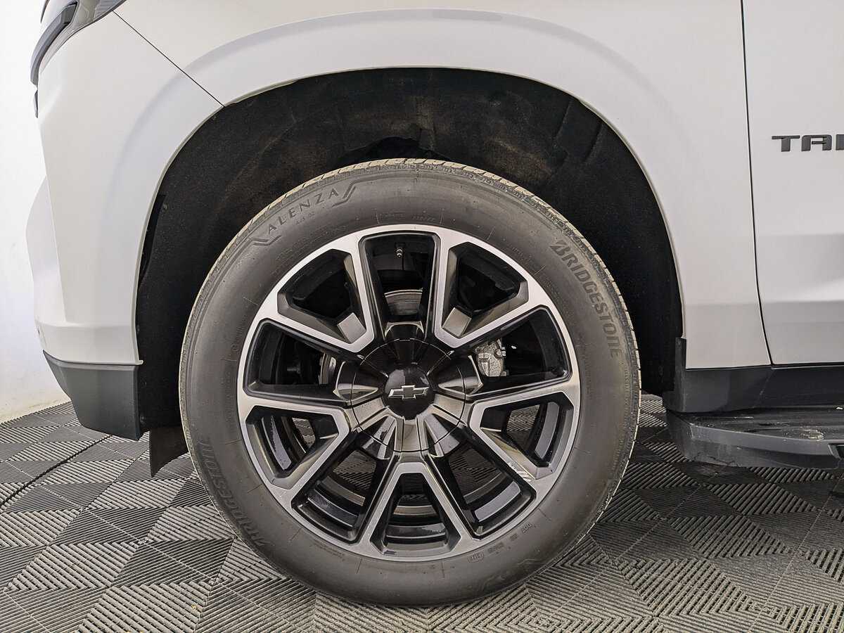 Chevrolet Tahoe с пробегом — 2021 год. Фото: #10