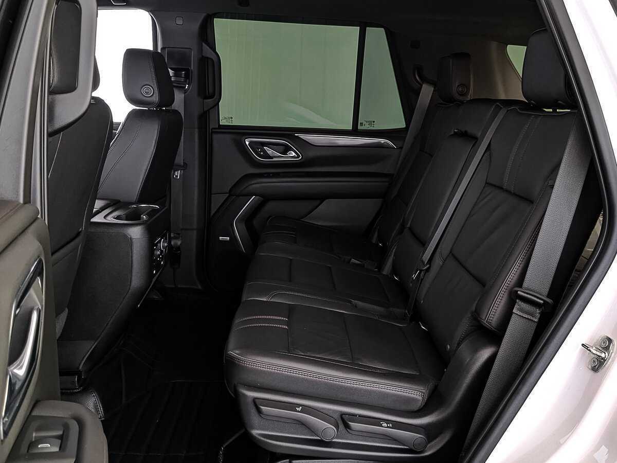 Chevrolet Tahoe с пробегом — 2021 год. Фото: #16