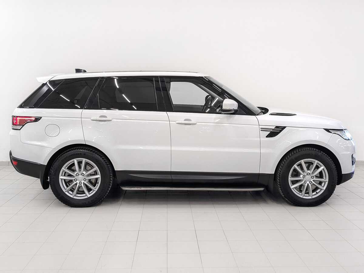 Land Rover Range Rover Sport с пробегом — 2017 год. Фото: #3