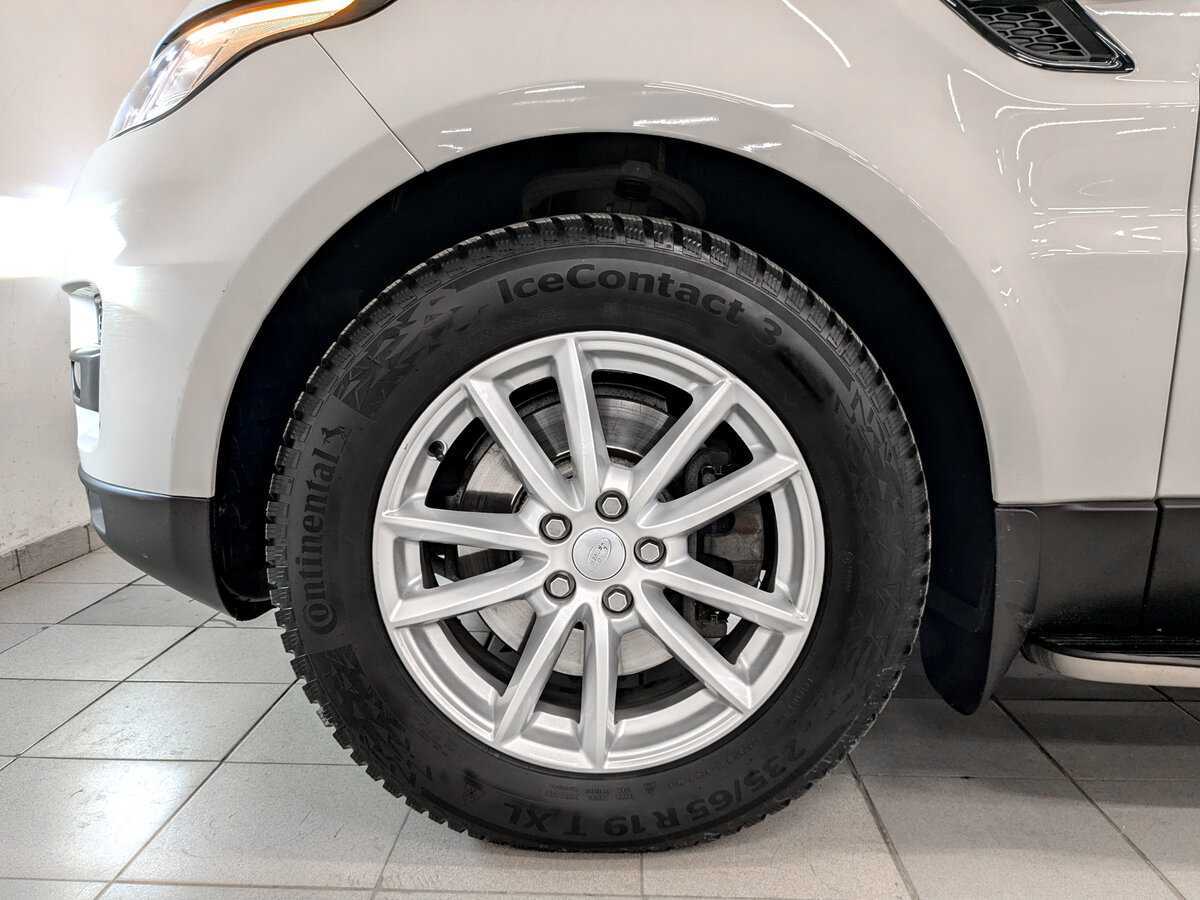 Land Rover Range Rover Sport с пробегом — 2017 год. Фото: #16