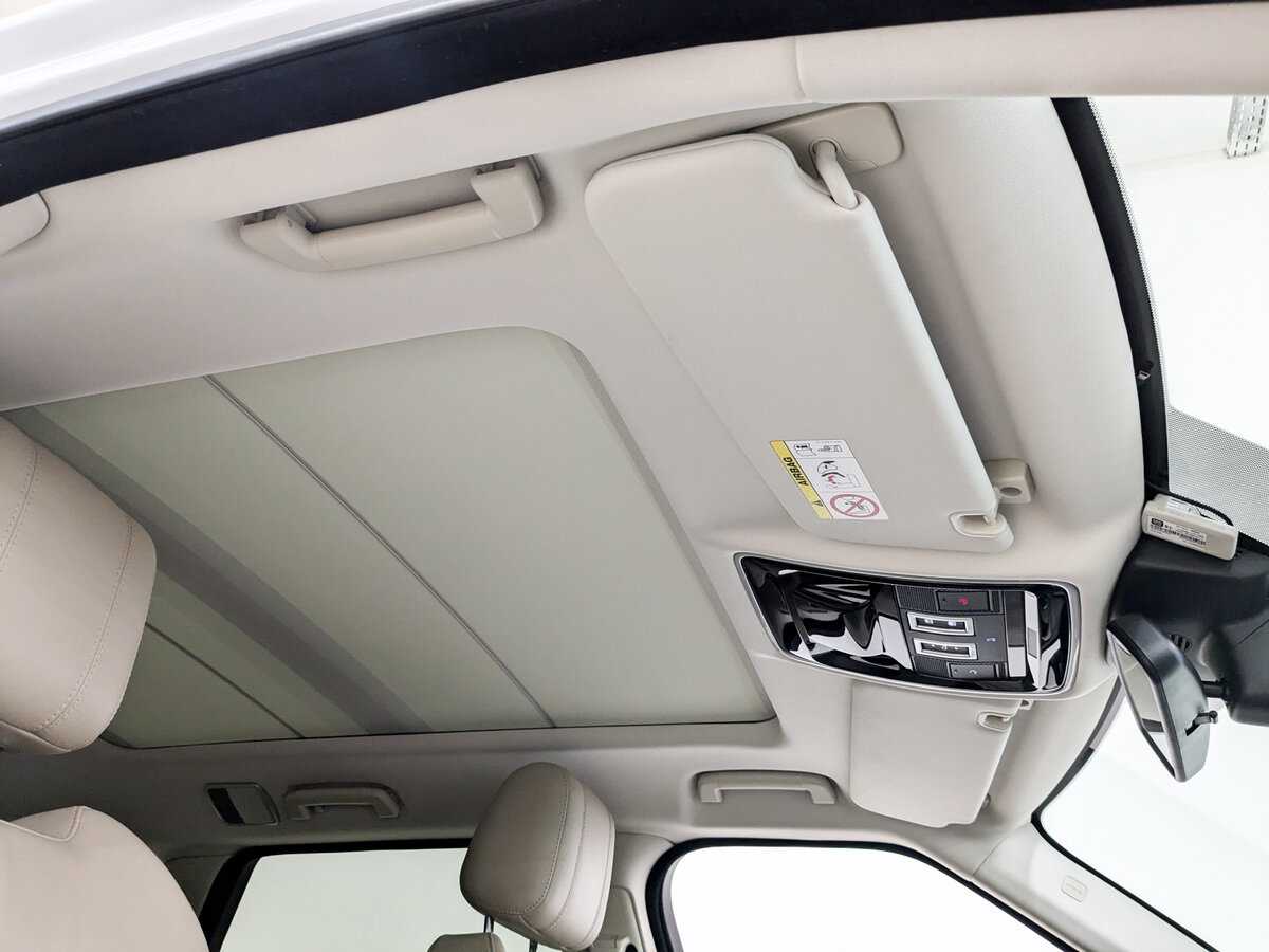 Land Rover Range Rover Sport с пробегом — 2017 год. Фото: #21